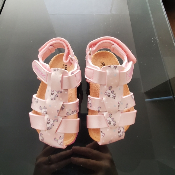 NEW, Geox Baby Girl Sandals Size 20 pink - Picture 1 of 3